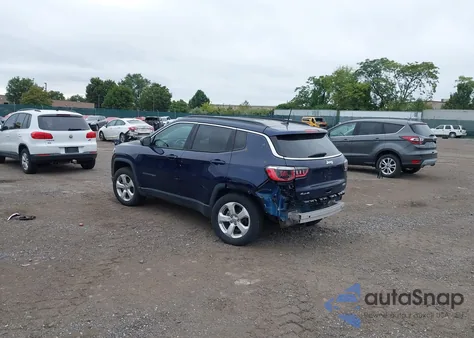 2019 Jeep Compass Latitude 4X4 z USA, uszkodzony, nr VIN 3C4NJDBB3KT807871